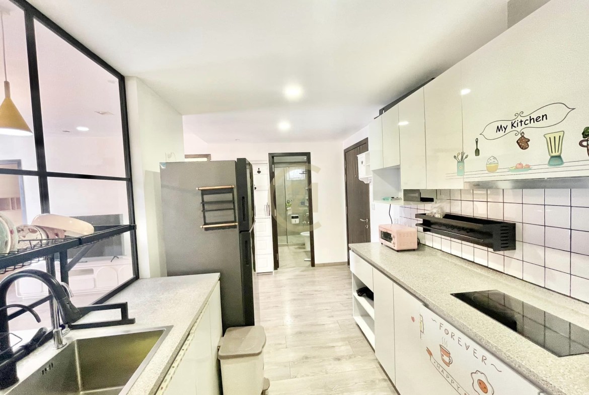 VINTAGE TWO BEDROOM FOR RENT