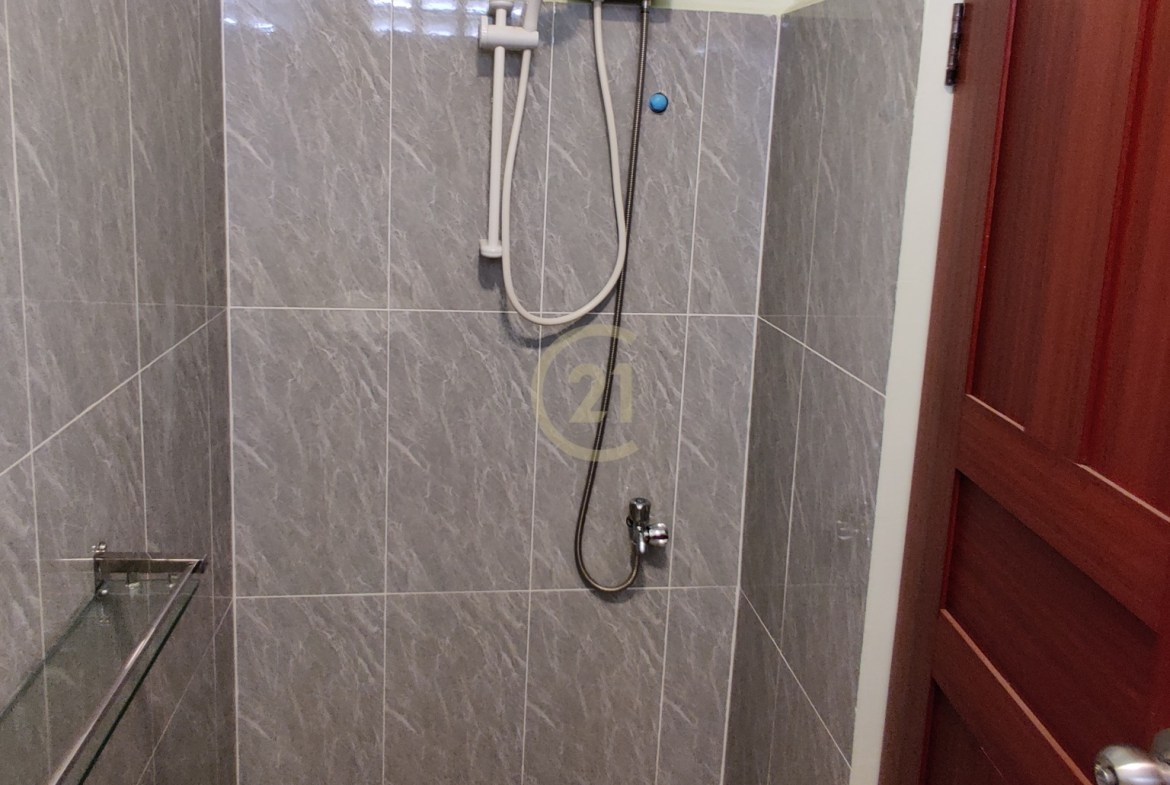 One Bedroom For Rent At Toul Tompung