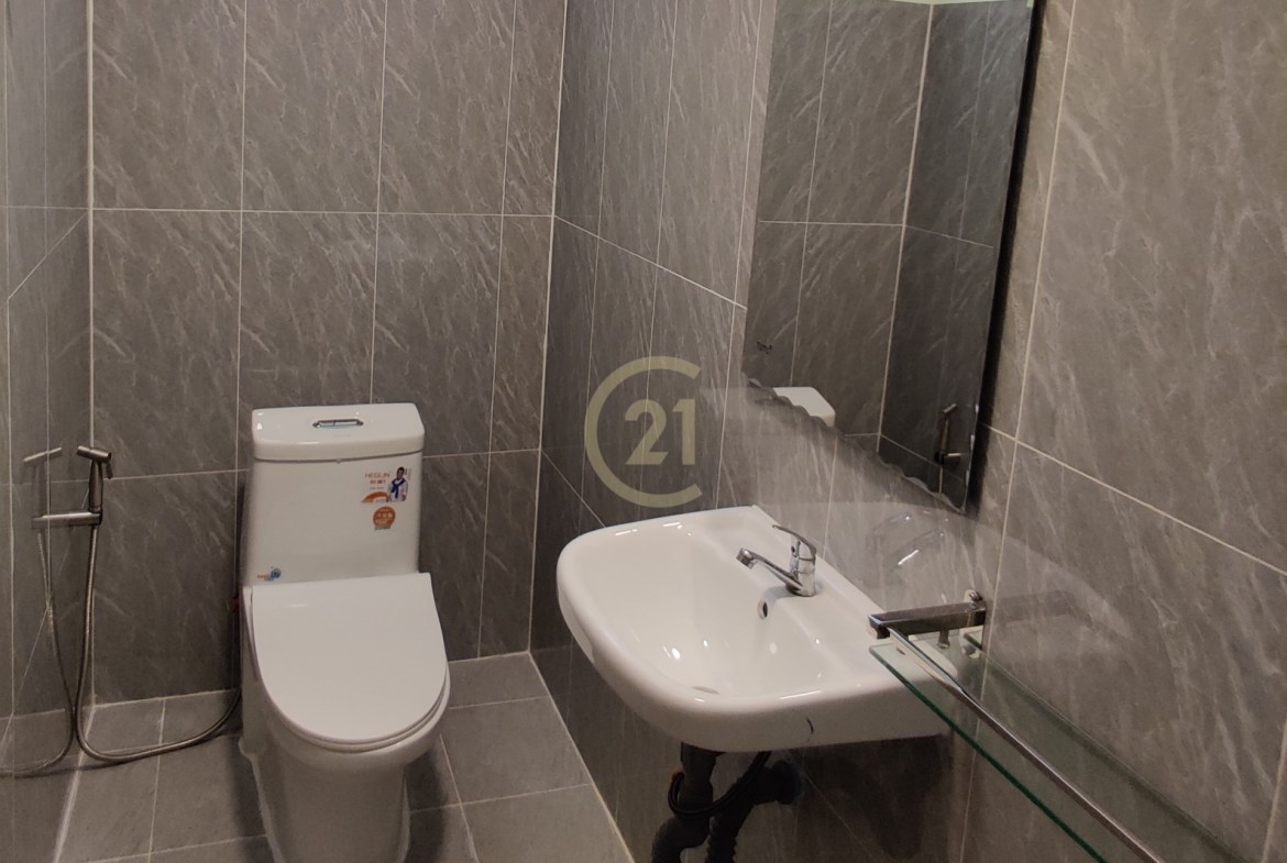 One Bedroom For Rent At Toul Tompung