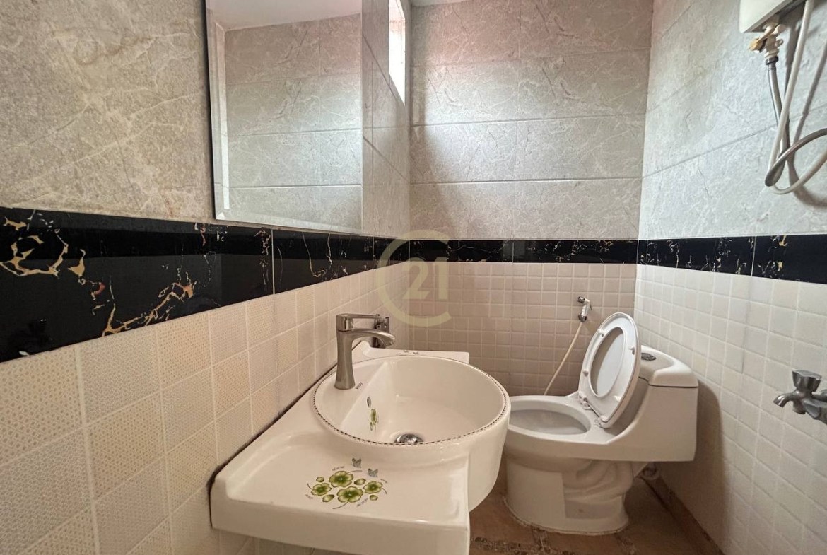 2Bedroom For Rent At Psar Derm Thkov