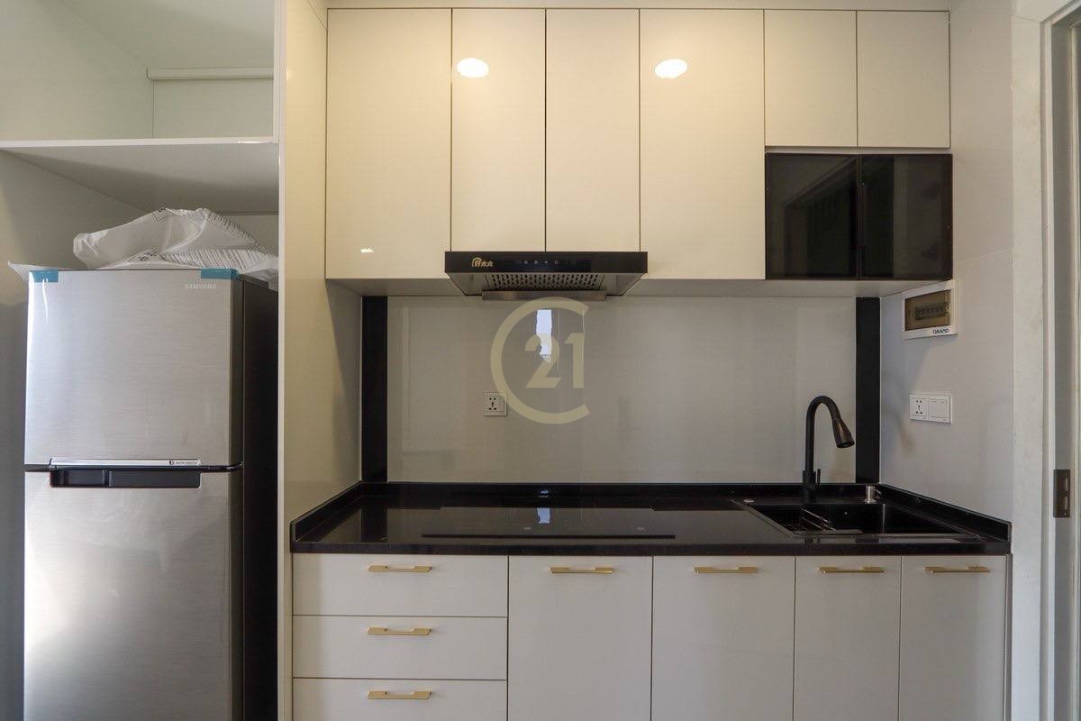 Studio Room For Rent At Olympic