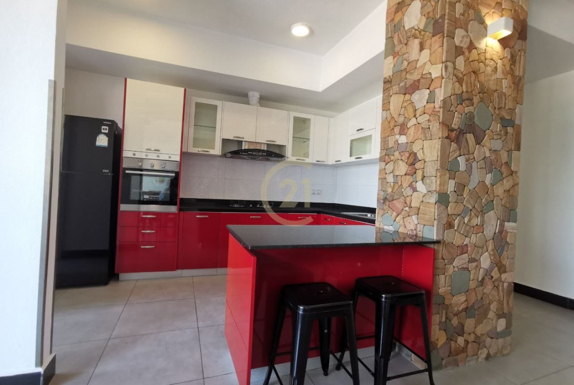 Specious 3 Bedroom For Rent at Chamkar Mon