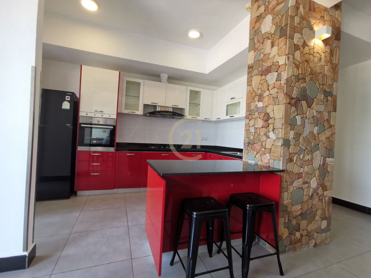 Specious 3 Bedroom For Rent at Chamkar Mon