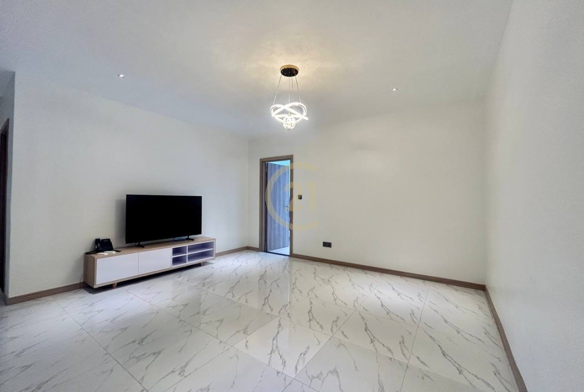 Nice 4 Bedroom Brand New For Rent At BKK1