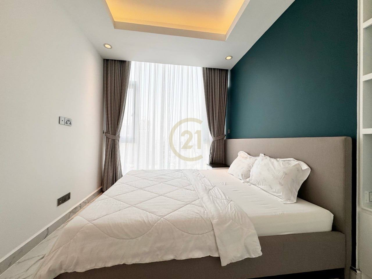 Modern 2 Bedroom Condo for Rent at BKK1