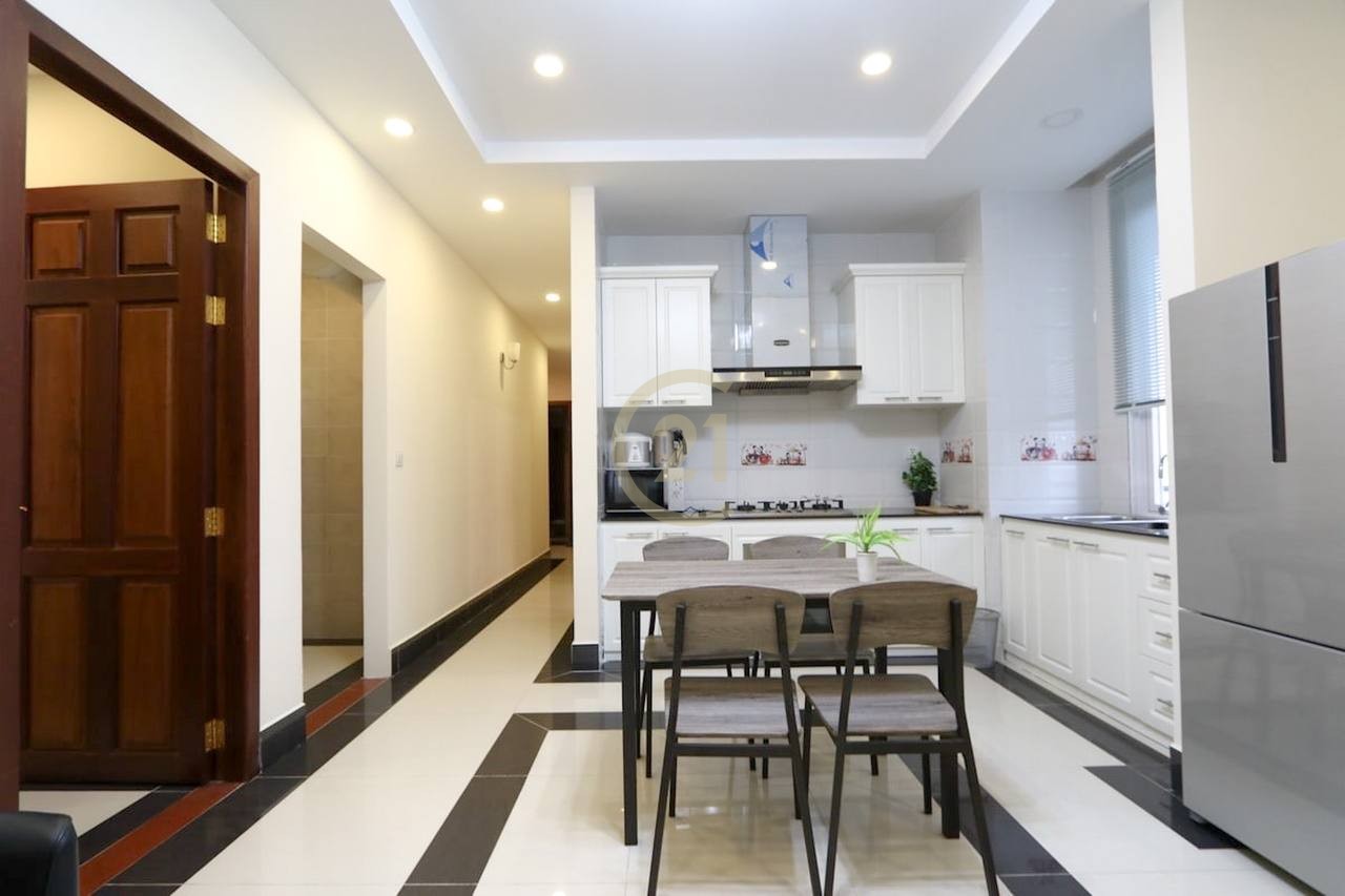 Stylish 2 Bedroom Apartment For Rent at BKK1
