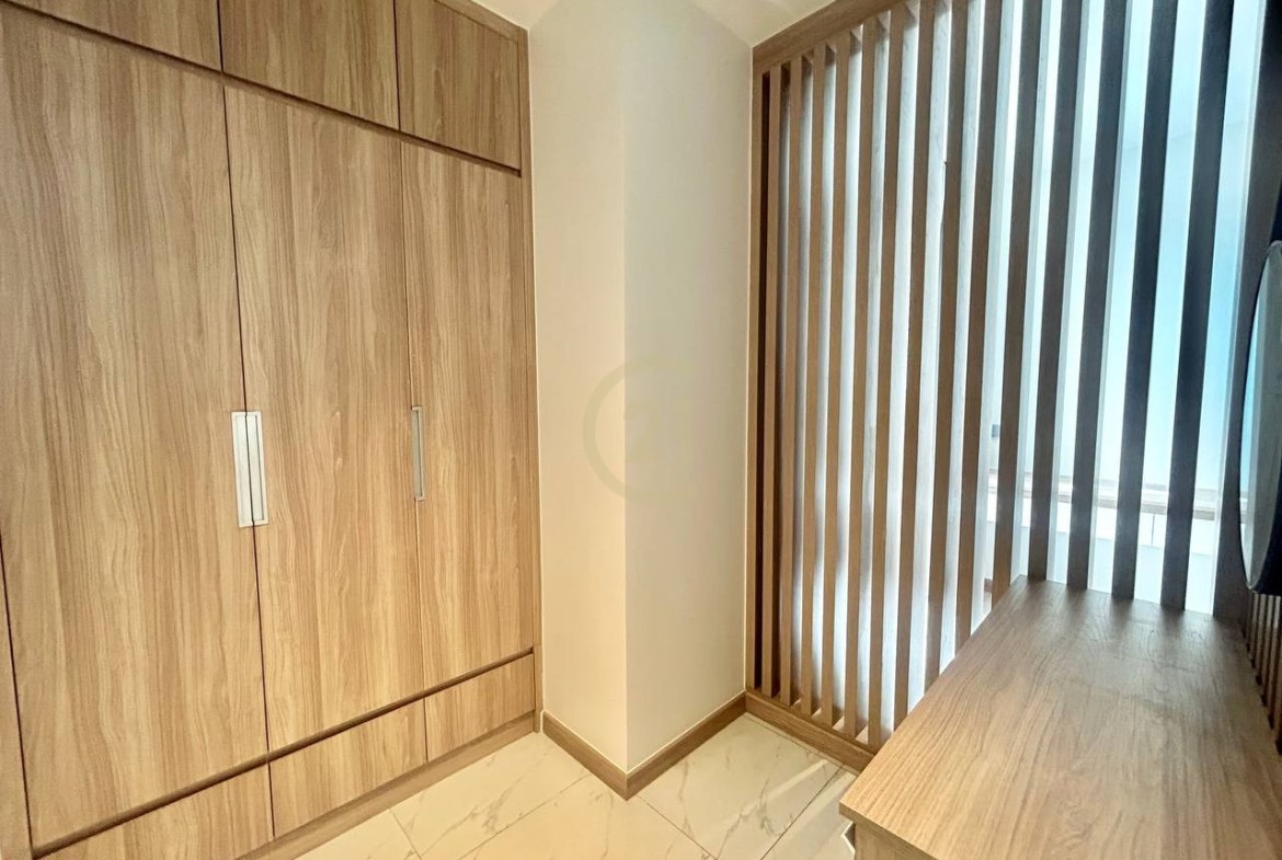 Nice 4 Bedroom Brand New For Rent At BKK1