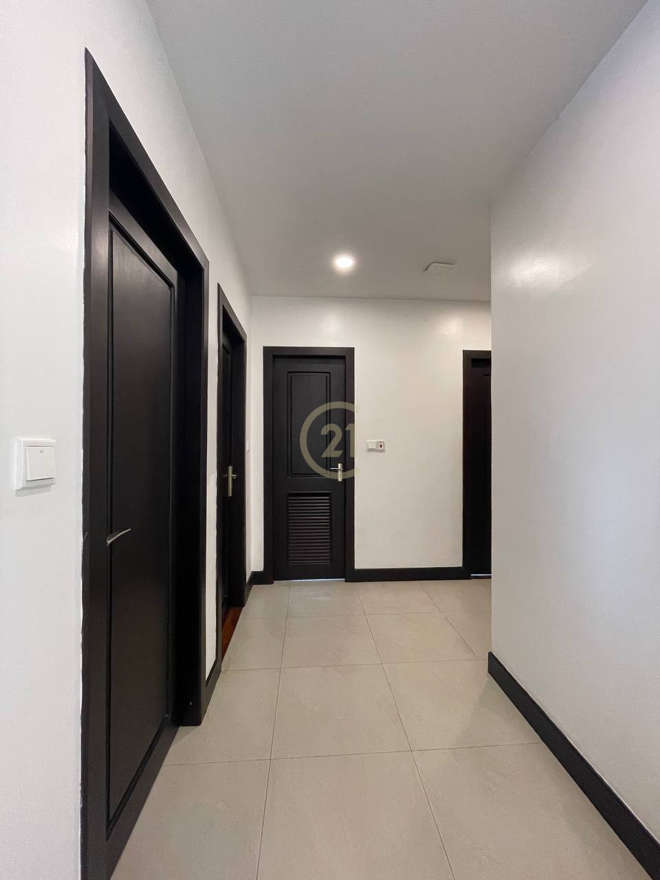 photo_15_2024-07-19_10-33-26 3 Bedroom Apartment for Rent at Wat Phnom