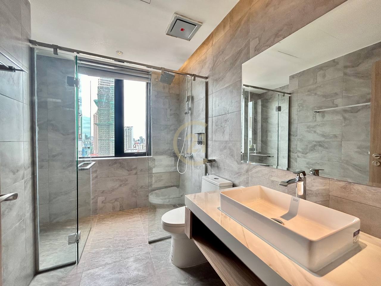 Nice 3 Bedroom Brand New For Rent At BKK1