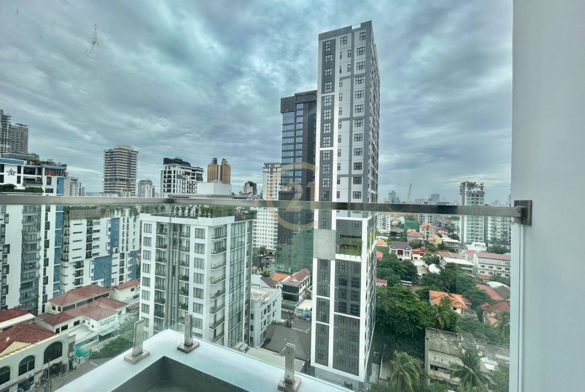 Nice 3 Bedroom Brand New For Rent At BKK1