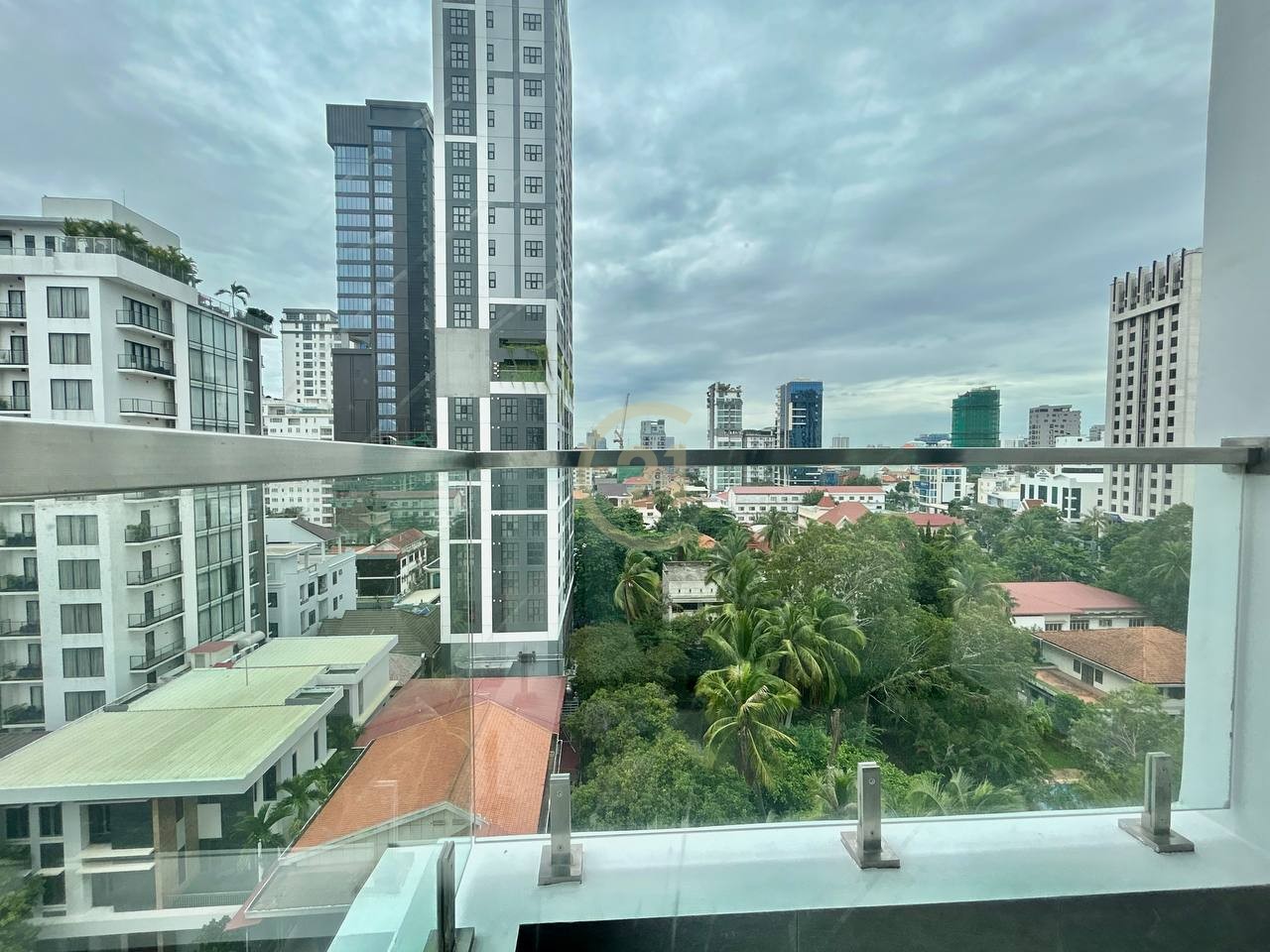 Nice 2 Bedroom Brand New For Rent At BKK1