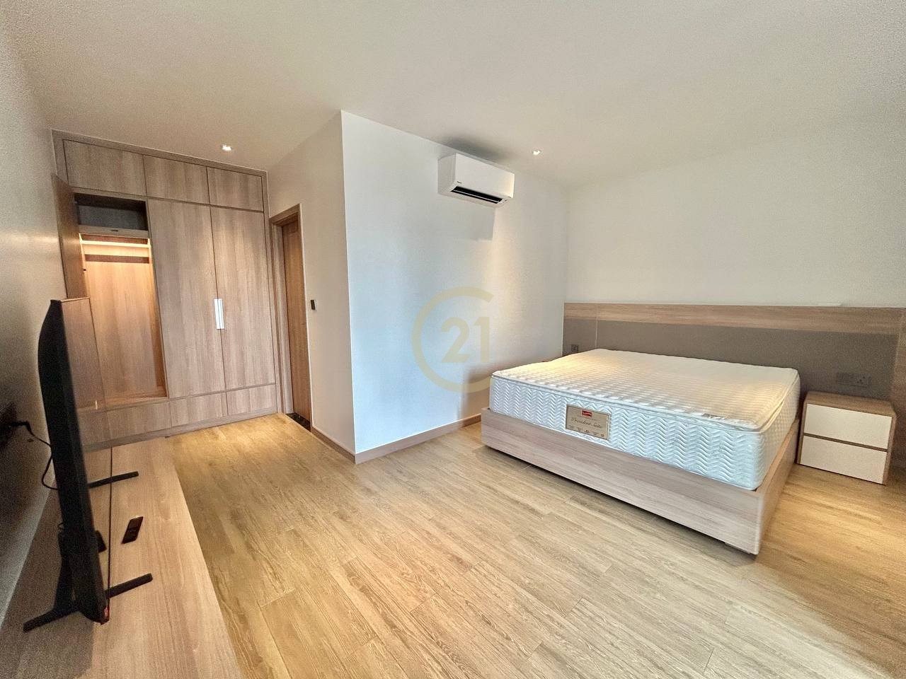 Nice 3 Bedroom Brand New For Rent At BKK1