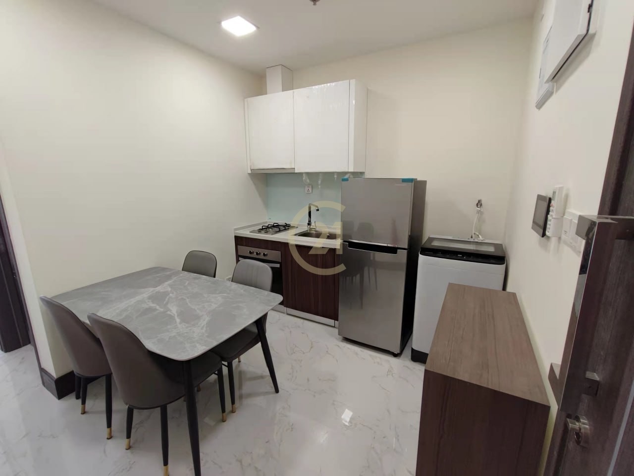 Elegant 1 Bedroom Condo for Rent in St 2004