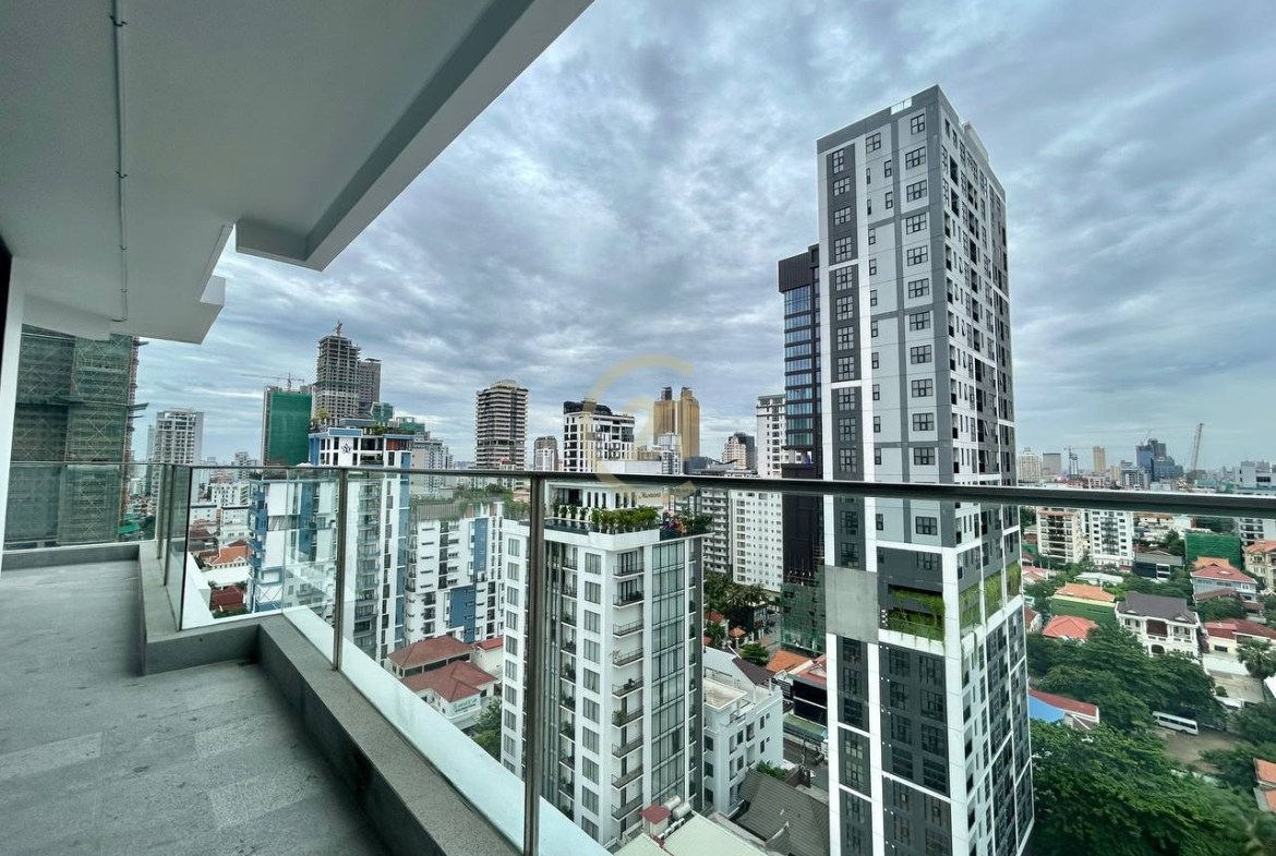 Nice 2 Bedroom Brand New For Rent At BKK1
