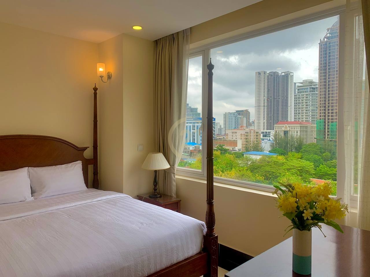 Stylish 2 Bedroom Apartment For Rent at BKK1