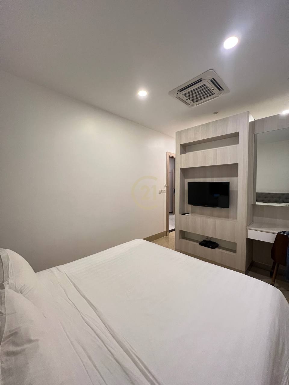 Cozy 1 Bedroom Apartment for Rent at BKK2
