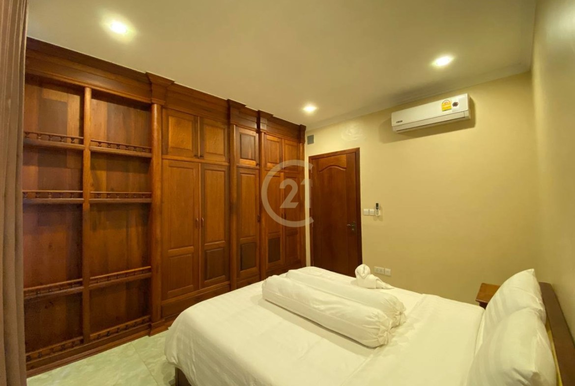 Service Apartment 02 Bedroom for rent at Russian Market