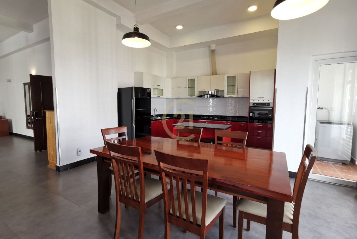 Specious 3 Bedroom For Rent at Chamkar Mon