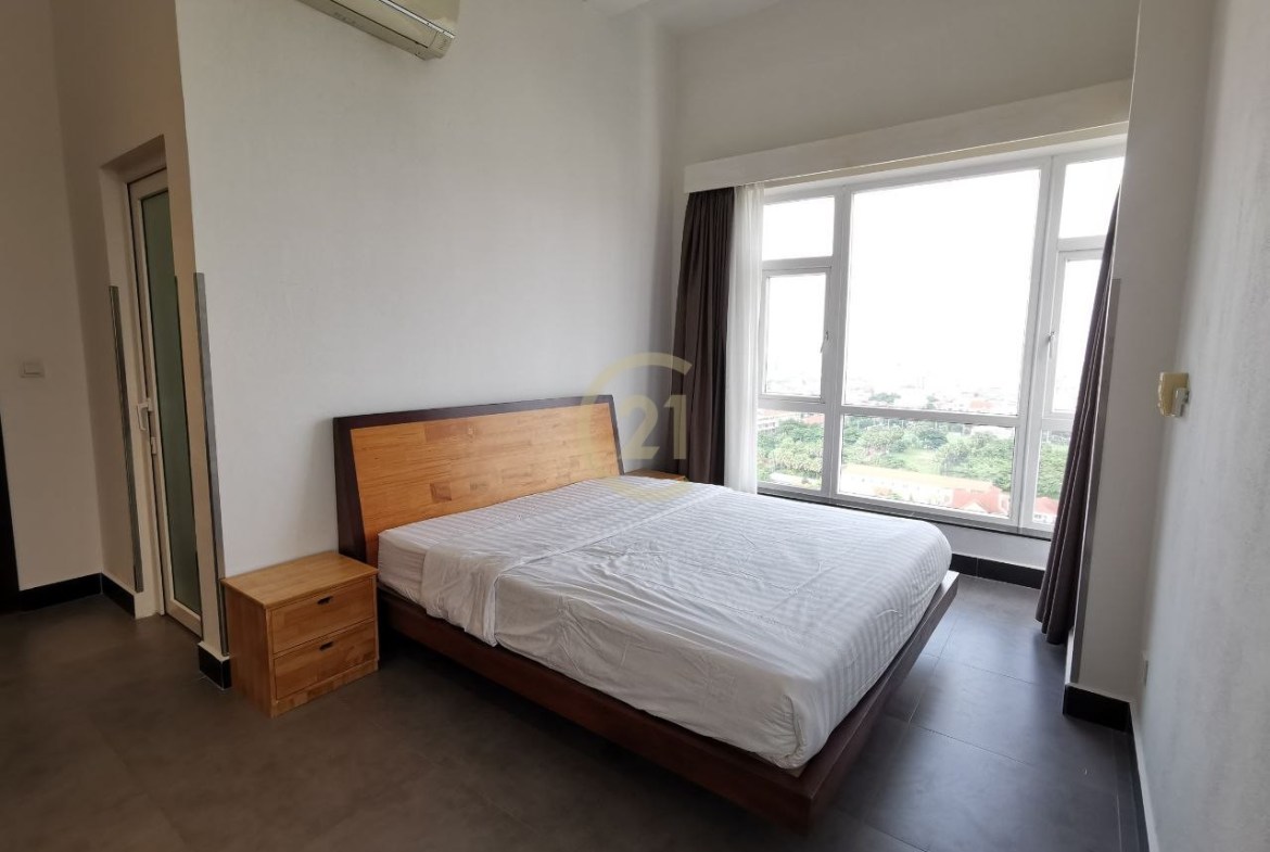 Specious 3 Bedroom For Rent at Chamkar Mon