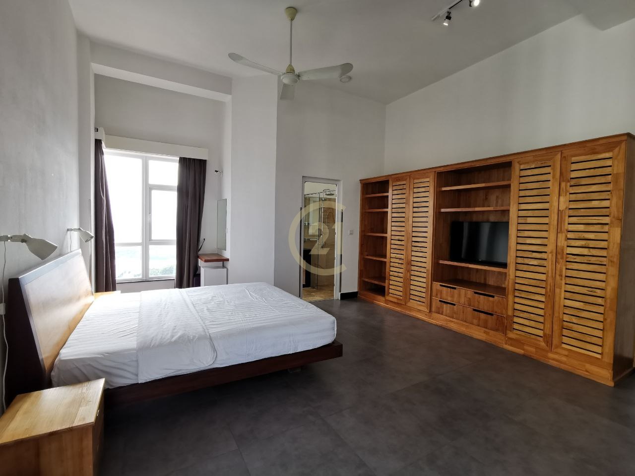 Specious 3 Bedroom For Rent at Chamkar Mon
