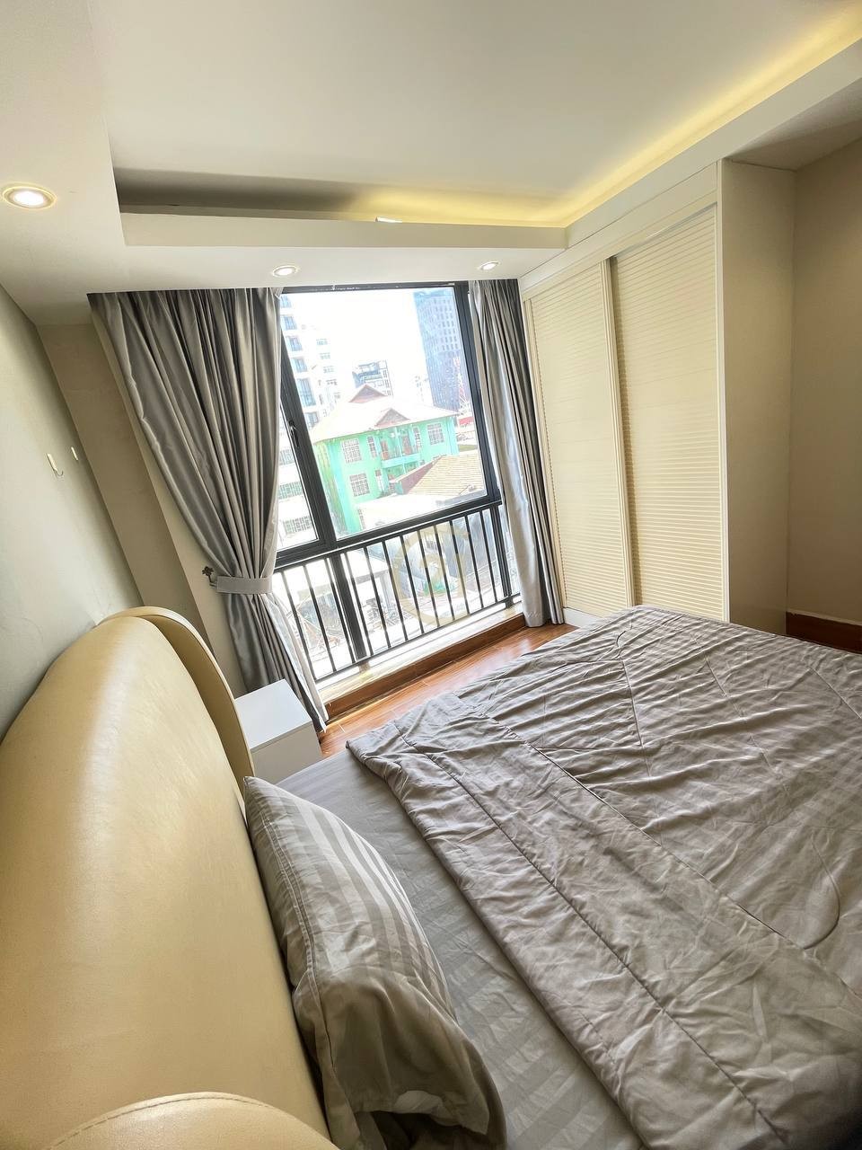 Three Bedroom for rent at Bkk1