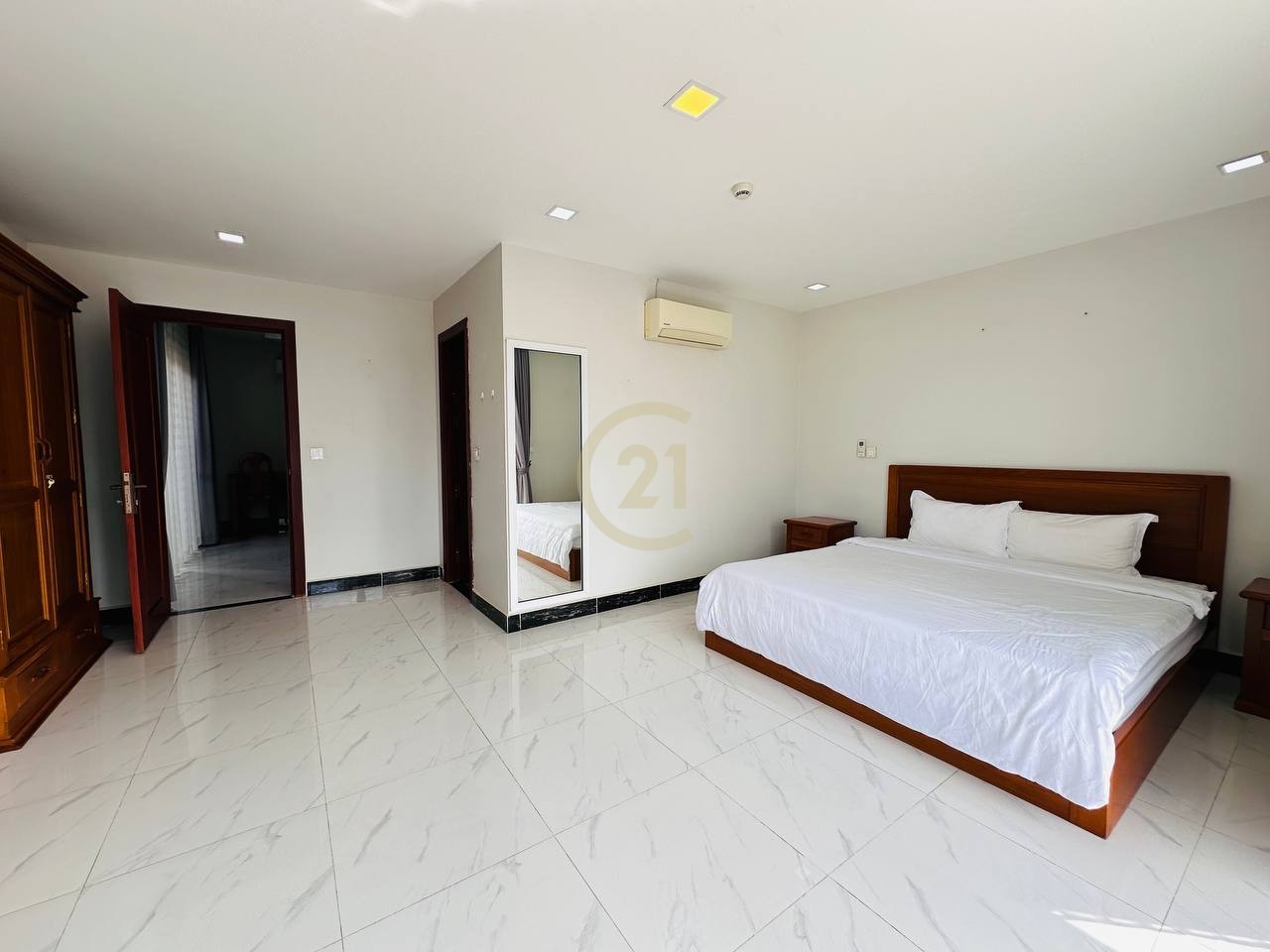 Luxury One bedroom for rent at Russian Market