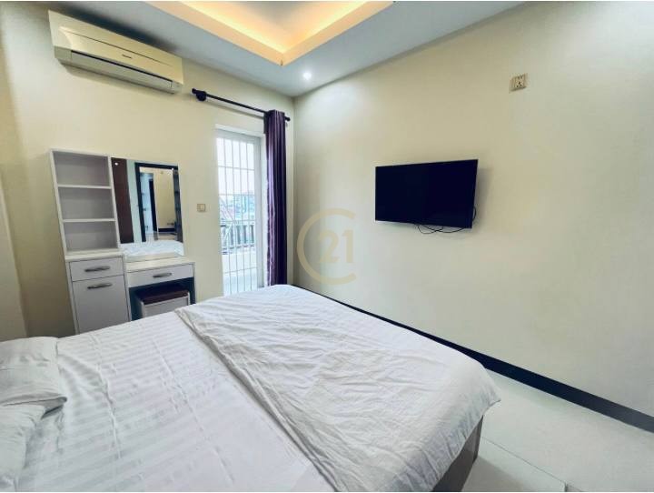 Biggest One Bedroom for rent at Russian Market