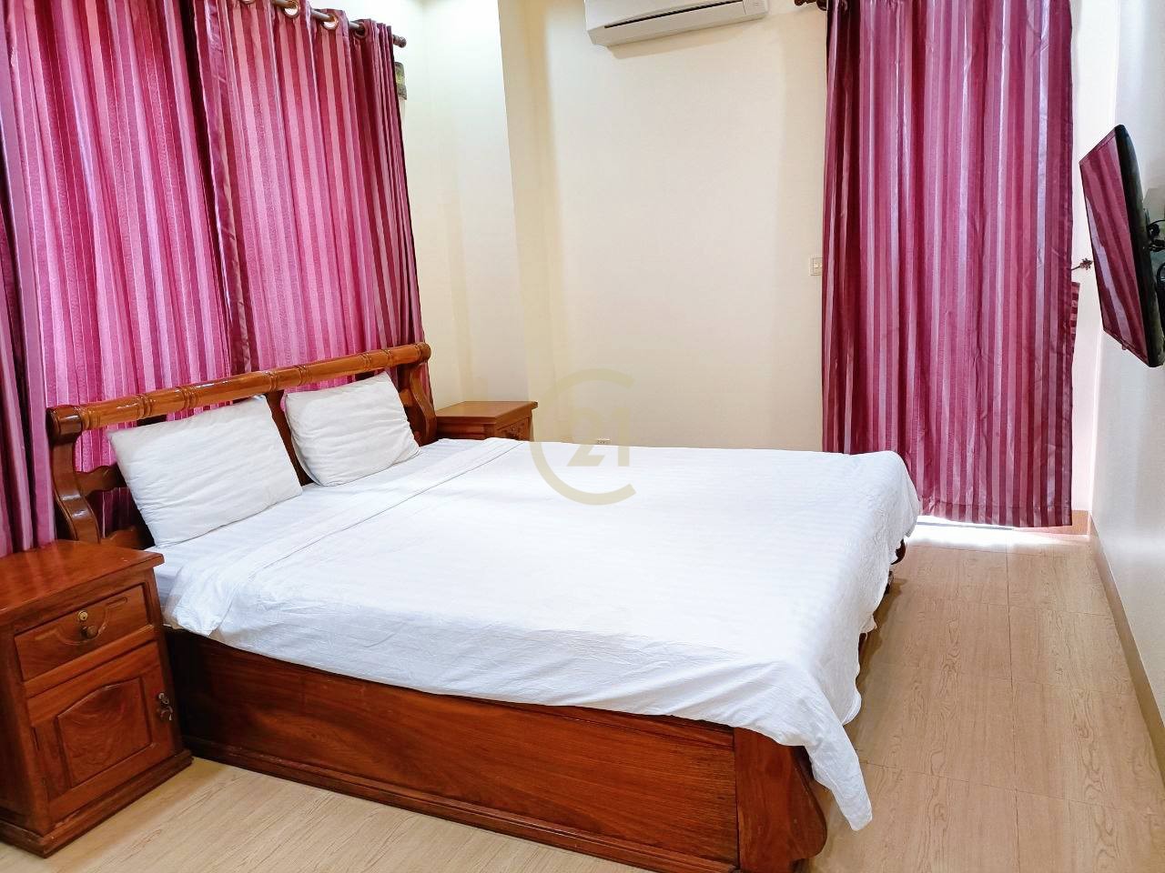 Biggest 01 Bedroom for rent at Russian Market
