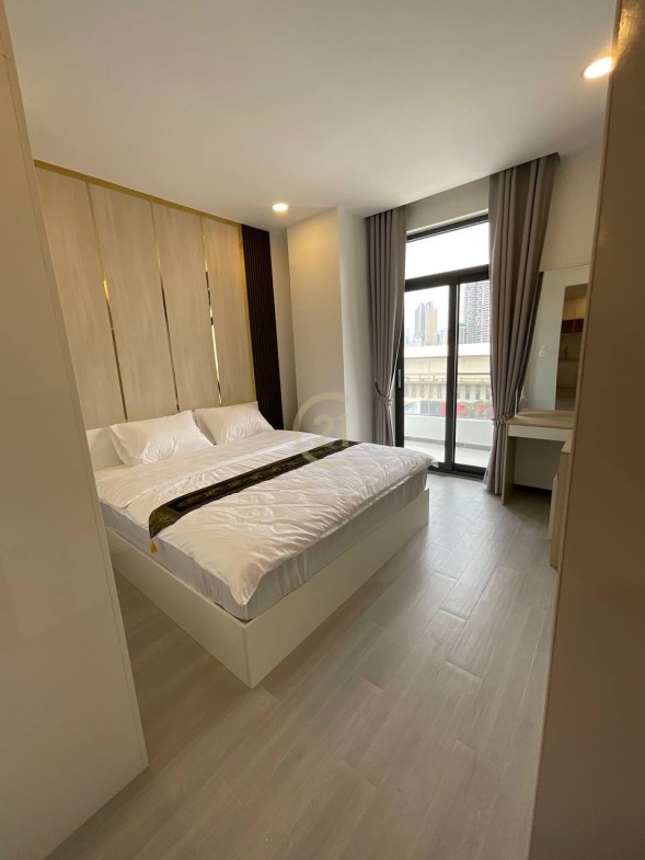 One Bedroom For Rent At Olympic