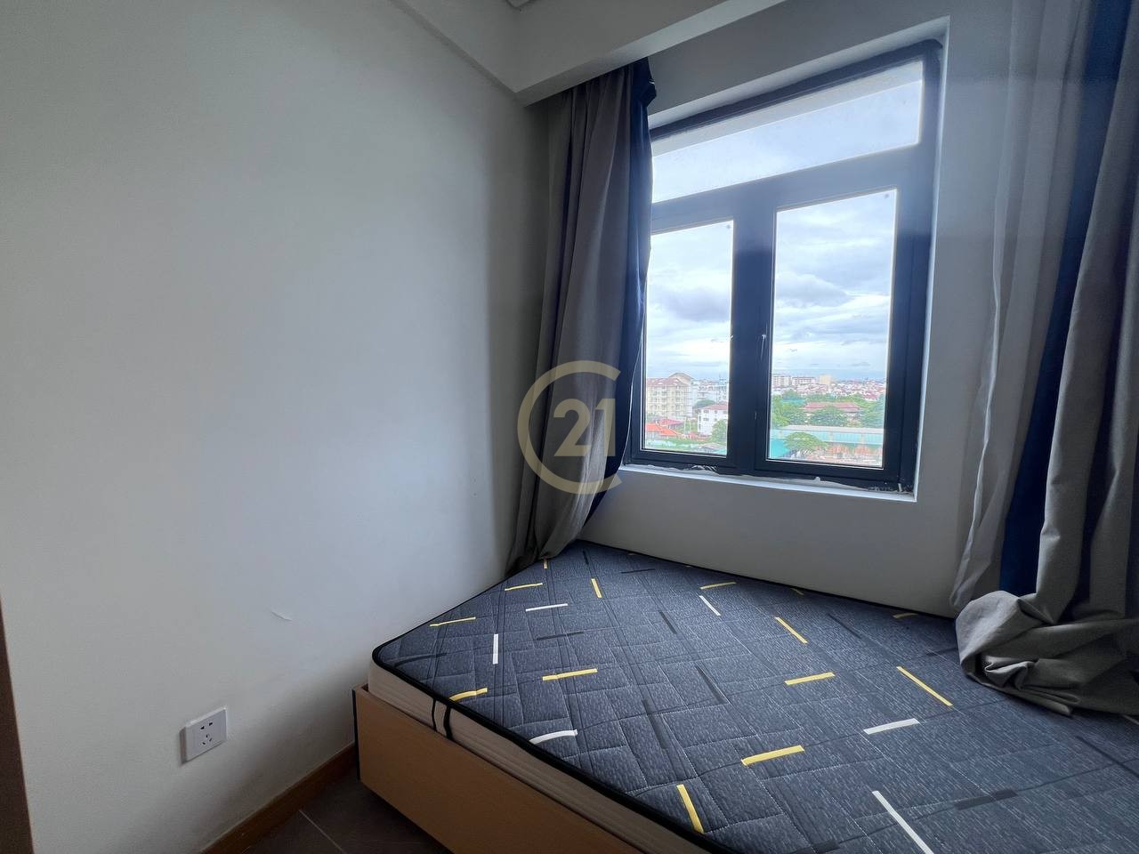 Nice 2 Bedroom For Rent At Street 2004