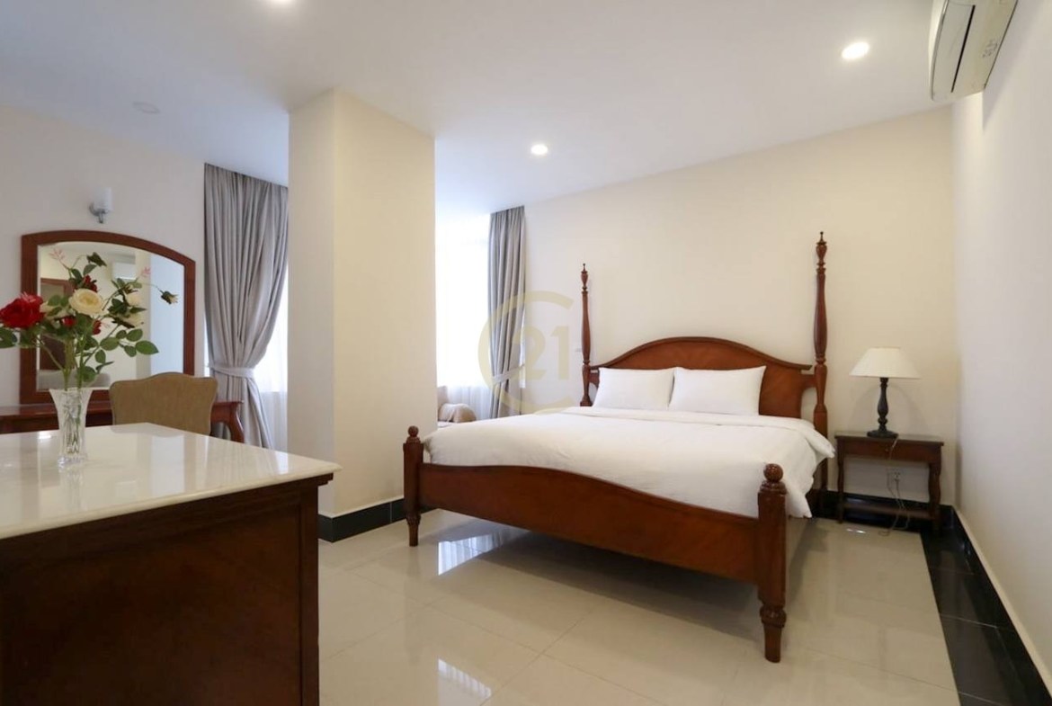 Stylish 2 Bedroom Apartment For Rent at BKK1