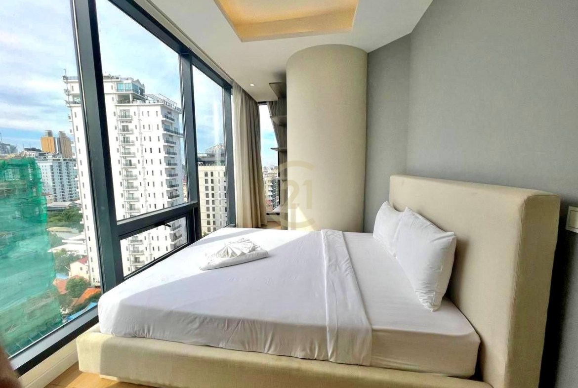 Nice Three Bedroom & Two Bathroom For Rent At Tonle Bassac