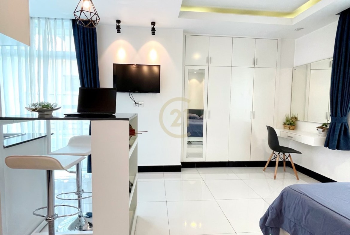 One Bedroom For Rent At BKK2