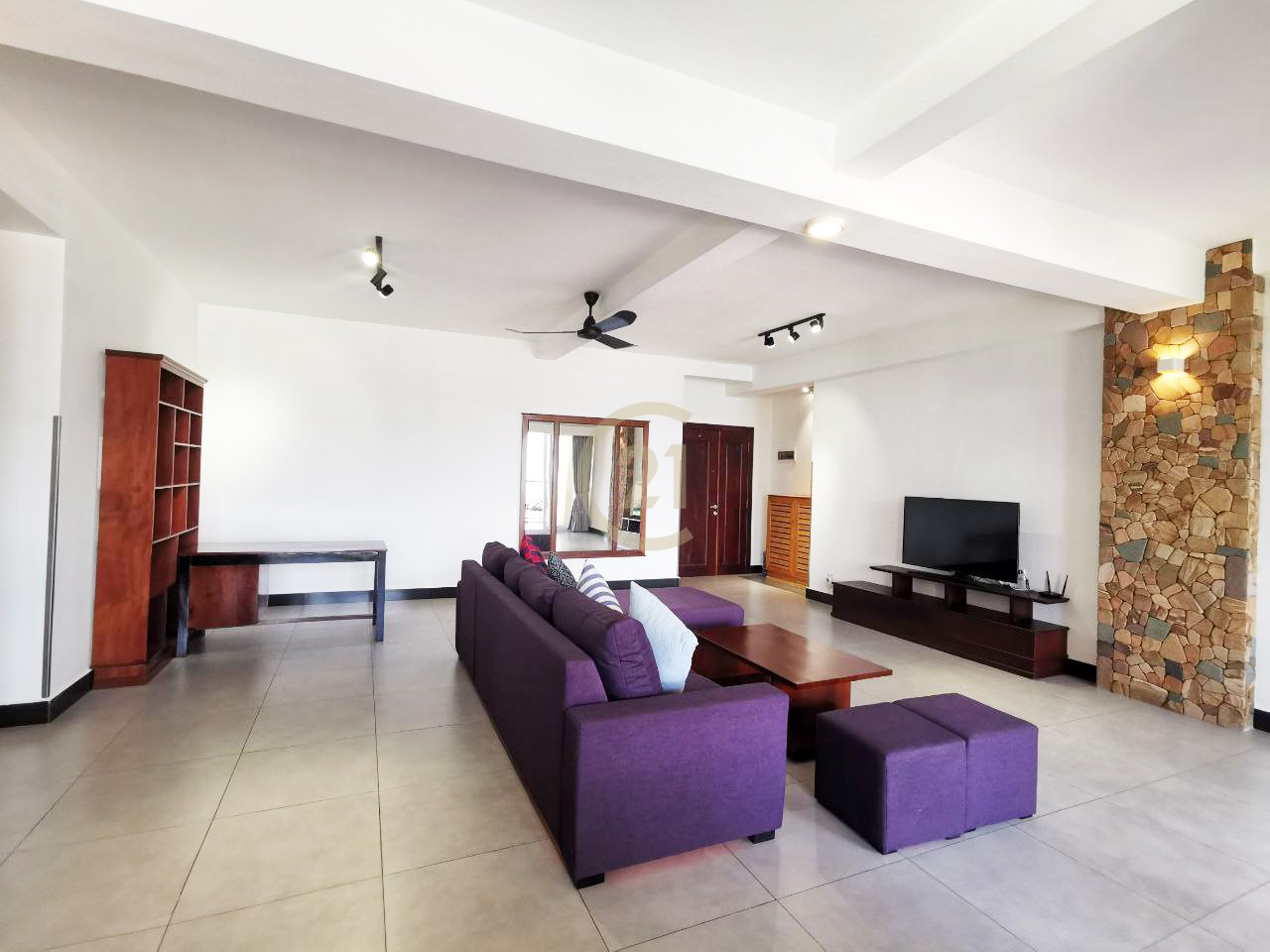 Specious 3 Bedroom For Rent at Chamkar Mon