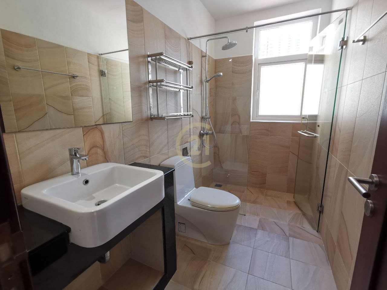 Specious 3 Bedroom For Rent at Chamkar Mon