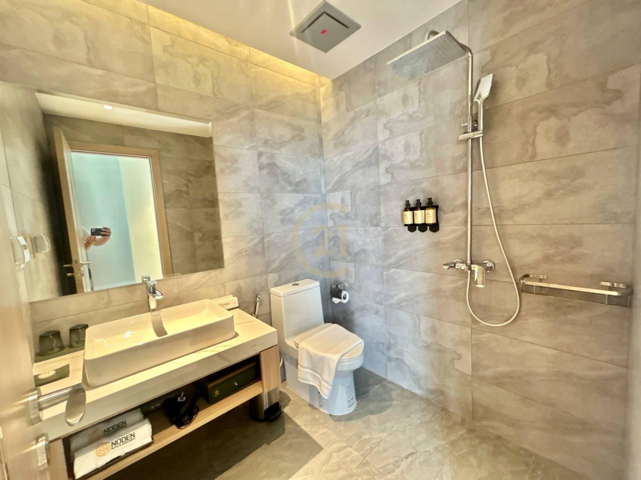 Nice 2 Bedroom Brand New For Rent At BKK1