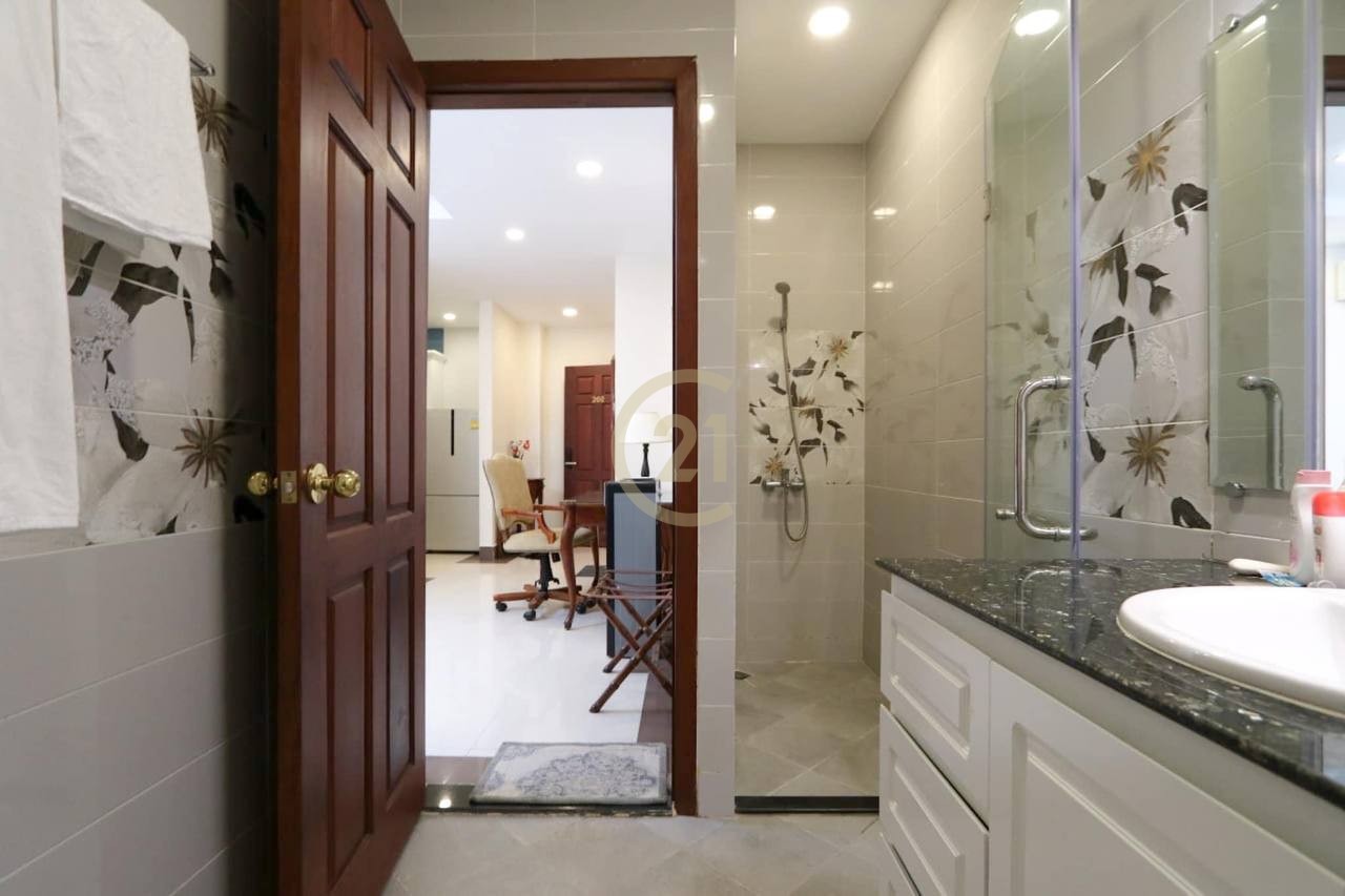 Studio Room Apartment for Rent At BKK1