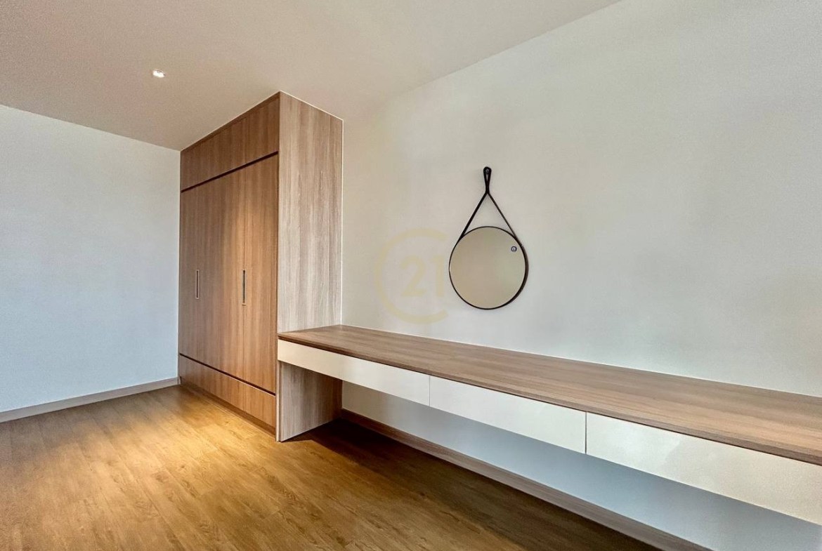 Nice 3 Bedroom Brand New For Rent At BKK1
