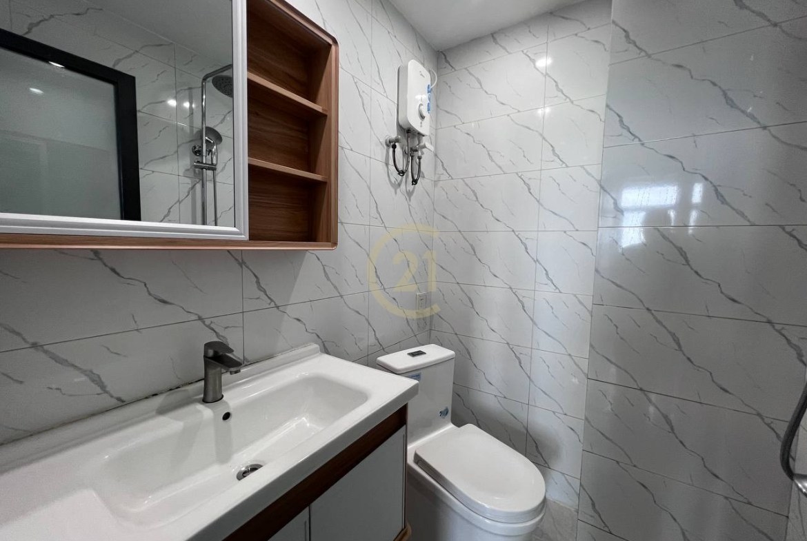 Nice 2 Bedroom For Rent At Street 2004
