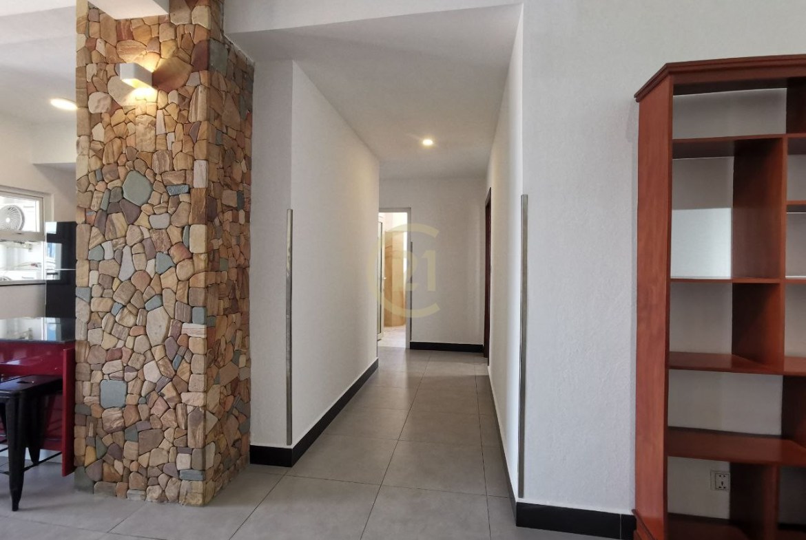 Specious 3 Bedroom For Rent at Chamkar Mon