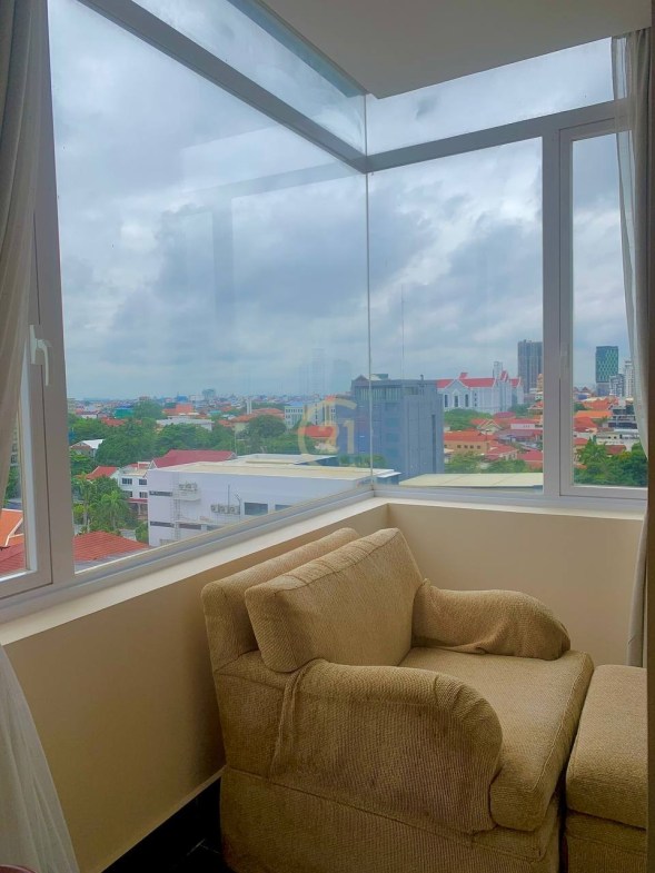 Stylish 2 Bedroom Apartment For Rent at BKK1