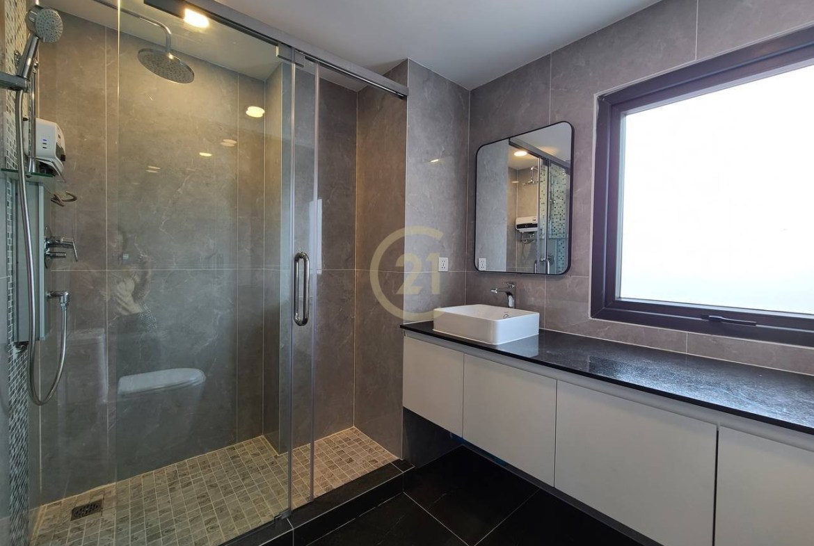 One Bedroom For Rent At Toul Tompung