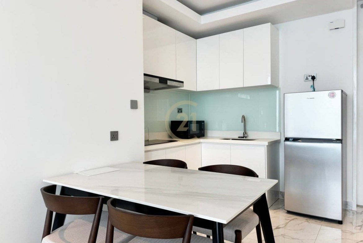 Modern 2 Bedroom Condo for Rent at BKK1
