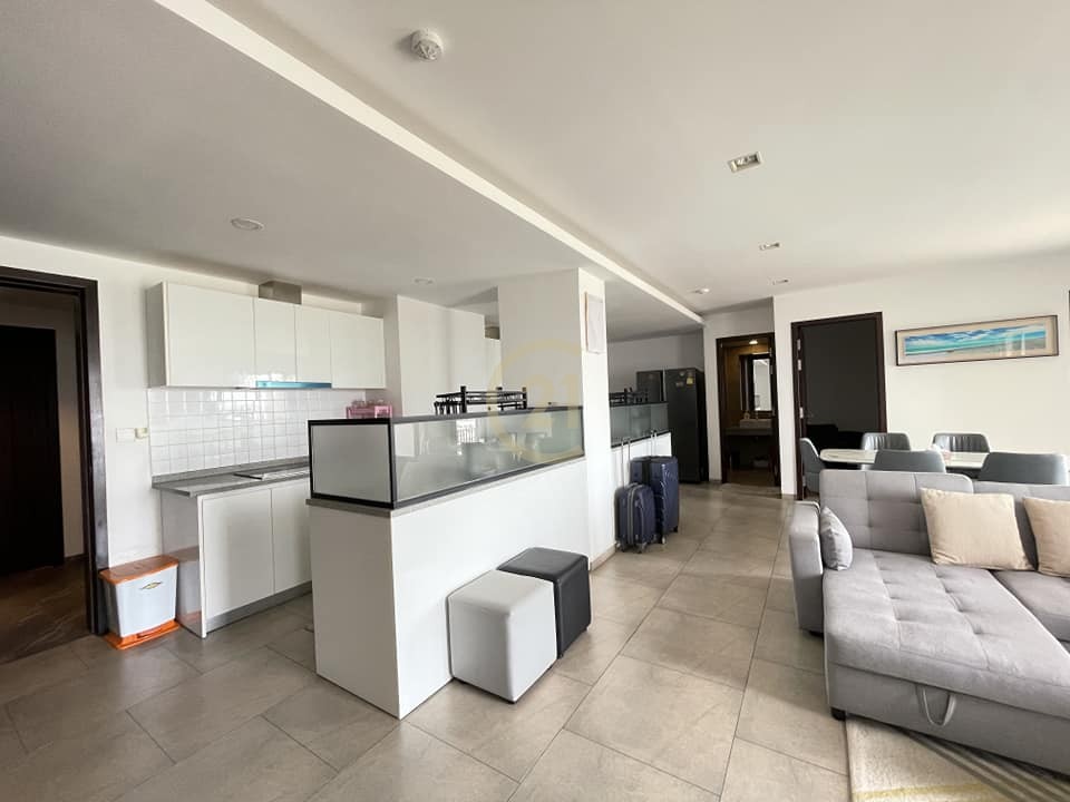 SPECIOUS THREE BEDROOM FOR RENT