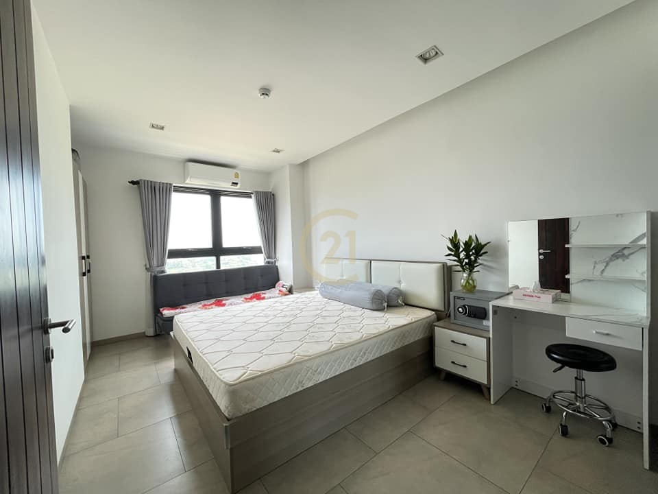 SPECIOUS THREE BEDROOM FOR RENT