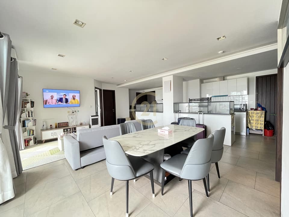 SPECIOUS THREE BEDROOM FOR RENT