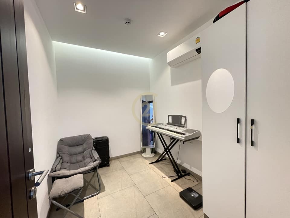 SPECIOUS THREE BEDROOM FOR RENT