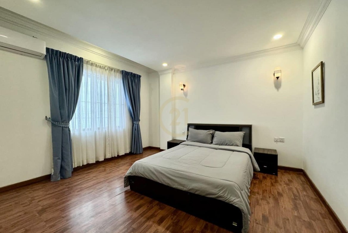 Modern 2 Bedroom For Rent At BKK1