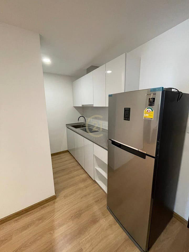 WESTERN TWO BEDROOM FOR RENT