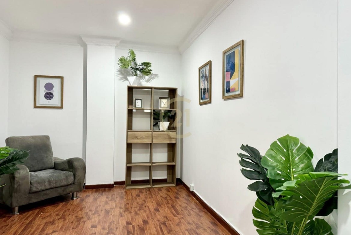 Modern 2 Bedroom For Rent At BKK1
